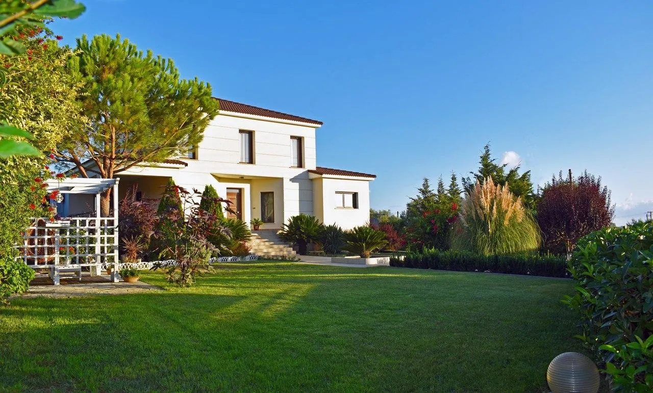 Villa Komfort exterior